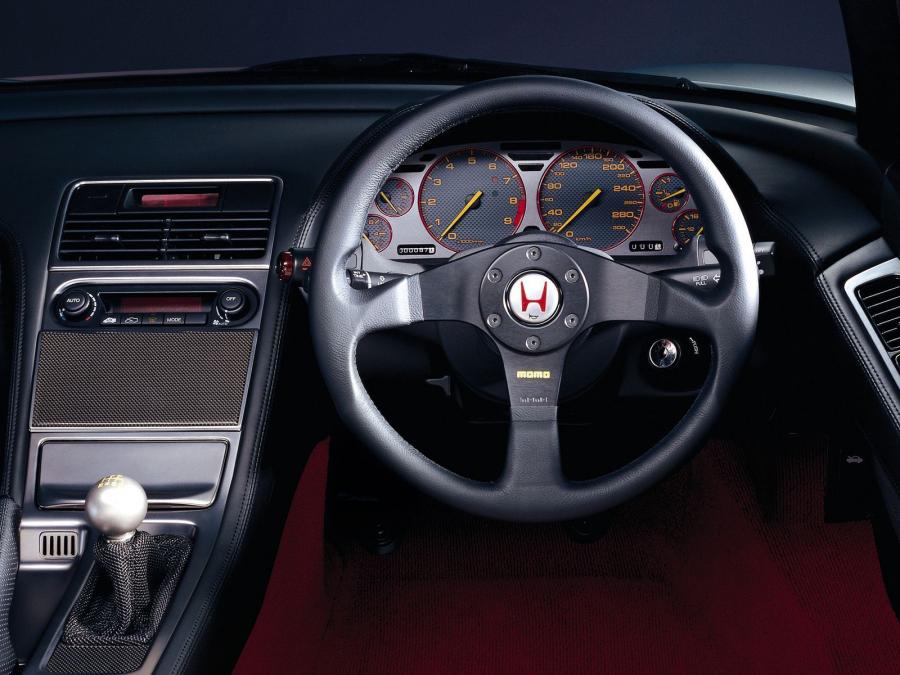  Honda NSX-R 2002 года  (фото 5 из 18)